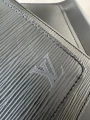 Torebka Louis Vuitton Monceau Epi Black leather