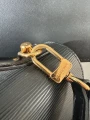 Torebka Louis Vuitton Monceau Epi Black leather