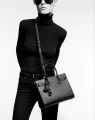 Torebka Saint Laurent Sac De Jour Nano crossbody 