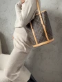 Torebka Louis Vuitton Bucket GM Monogram - worek 