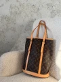 Torebka Louis Vuitton Bucket GM Monogram - worek 